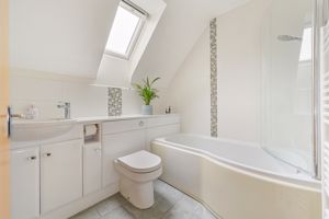 Family Bathroom- click for photo gallery